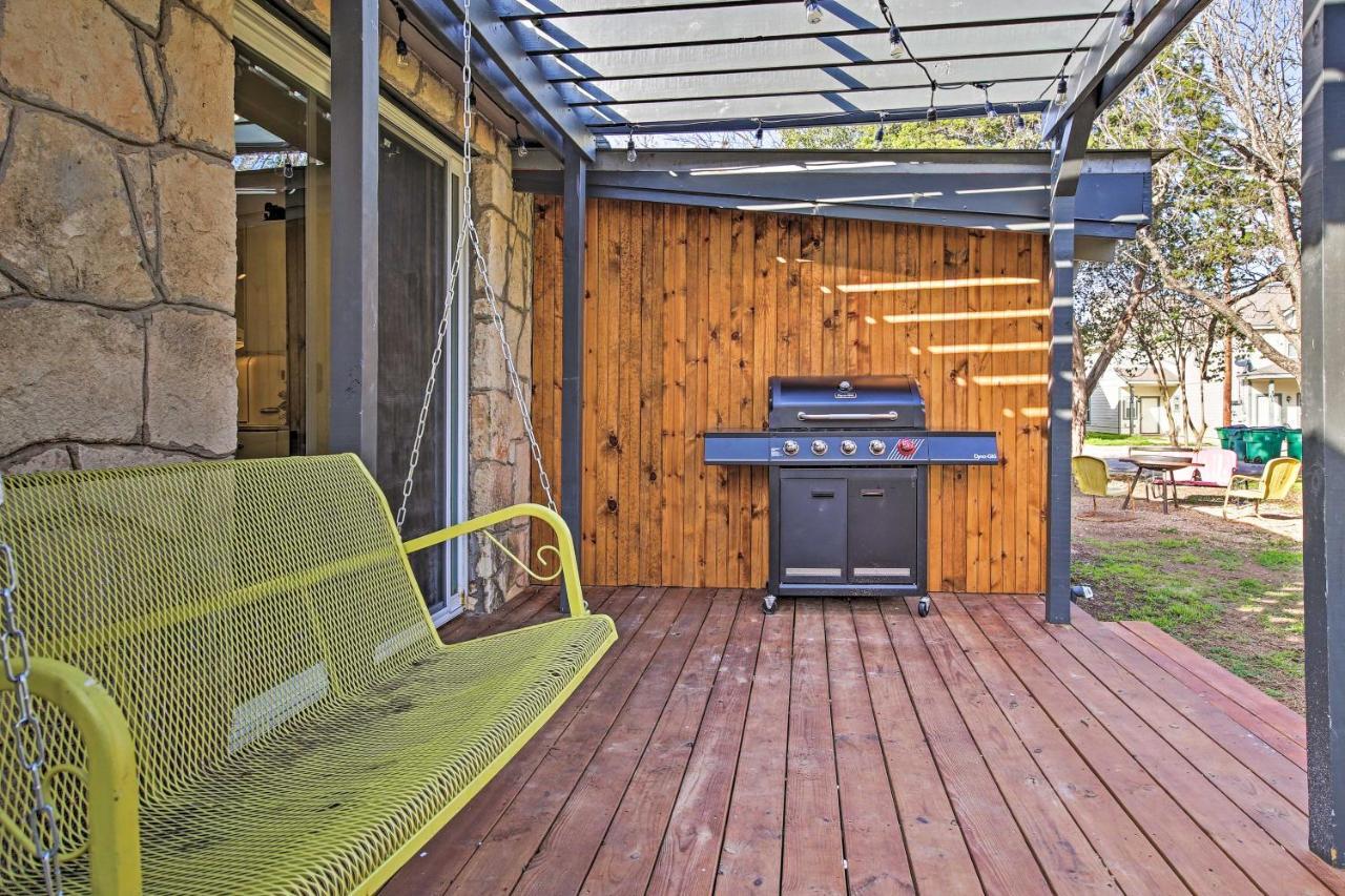 Retro Updated Blanco Abode - Steps To Main Street! Exterior photo